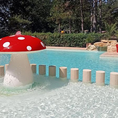 Camping Parc Saint Sauvayre Vagnas Bagian luar foto