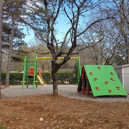 Camping Parc Saint Sauvayre Vagnas Bagian luar foto
